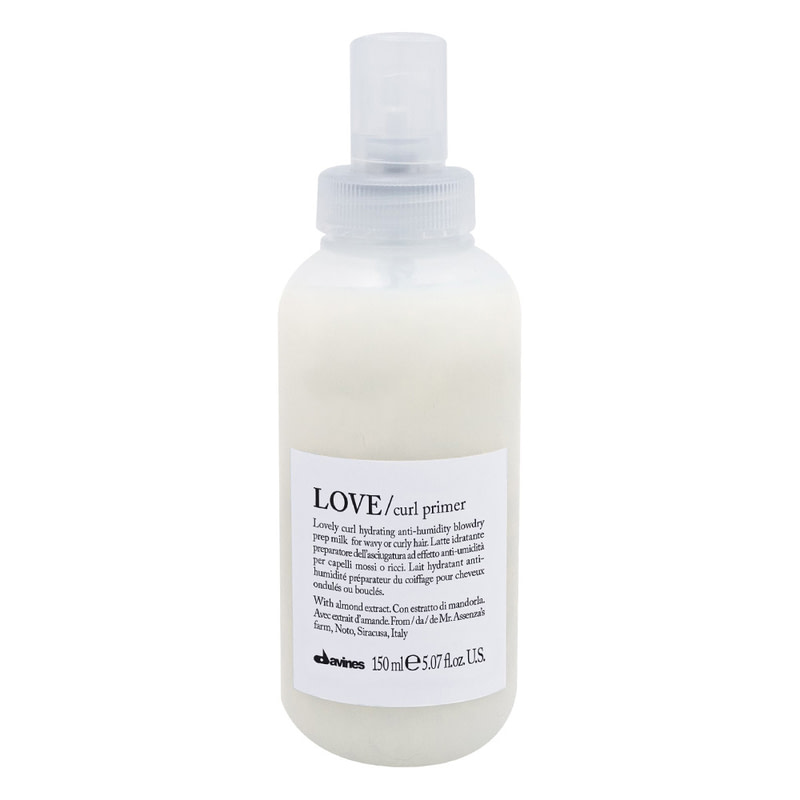 

Стайлинг волос Davines, Молочко Davines Essential Haircare Love Curl primer для въющихся волос 150 мл